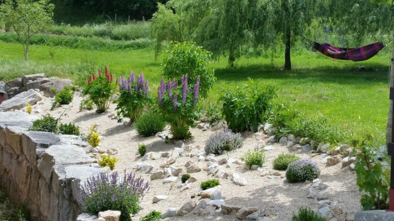 Albergue Paloma Y Lena Sarria Exteriör bild