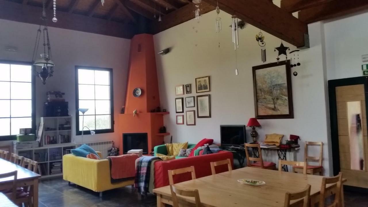 Albergue Paloma Y Lena Sarria Exteriör bild