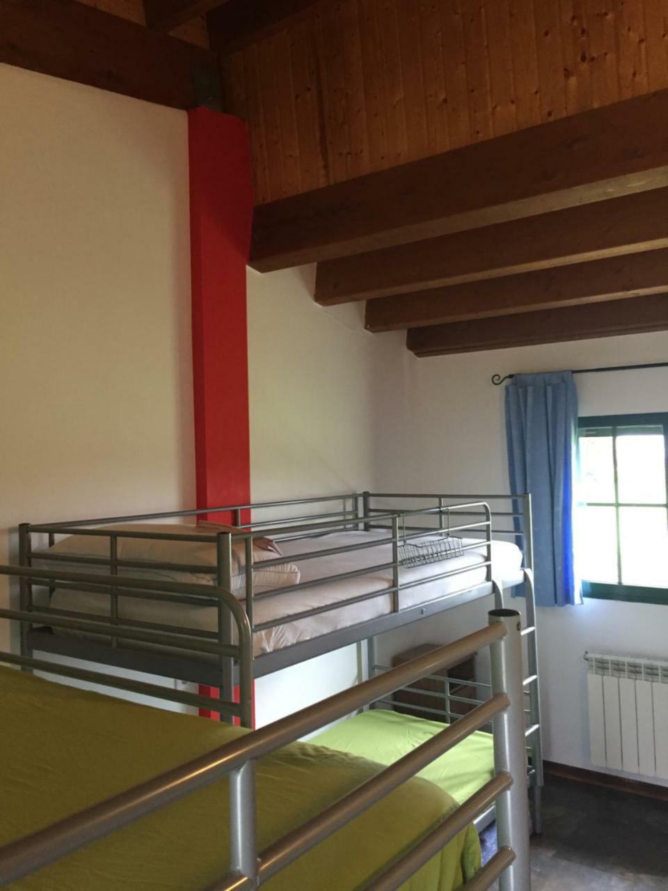 Albergue Paloma Y Lena Sarria Exteriör bild